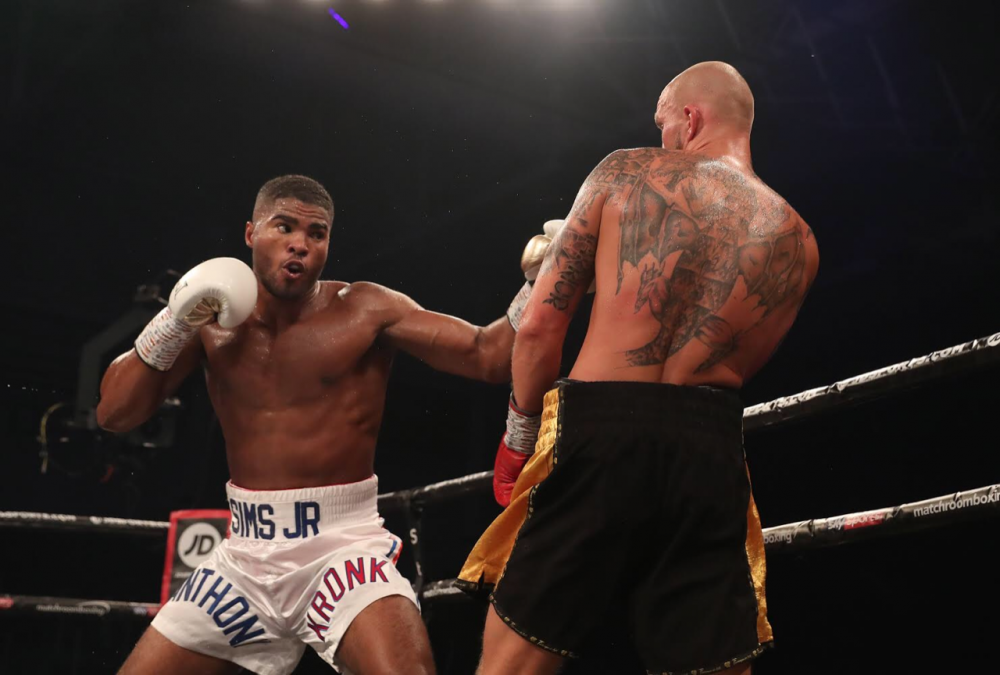 Sims Jr Returns In Chicago - Matchroom Boxing